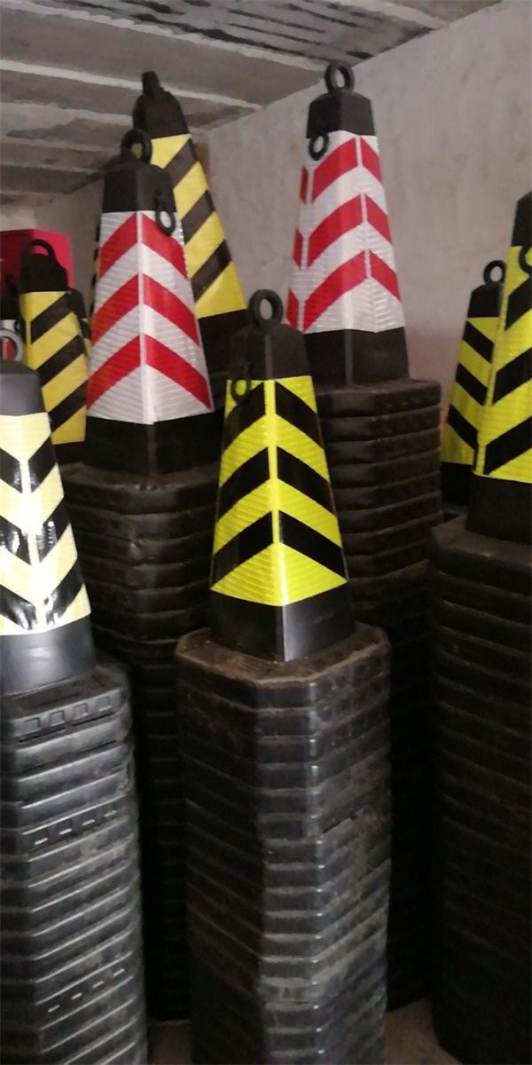 路锥防撞柱水马防撞桶