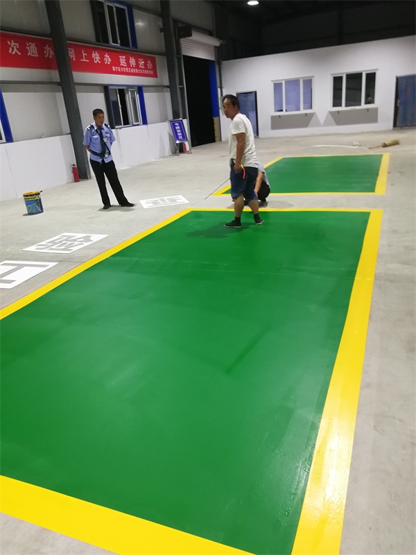 车管所标线施工现场